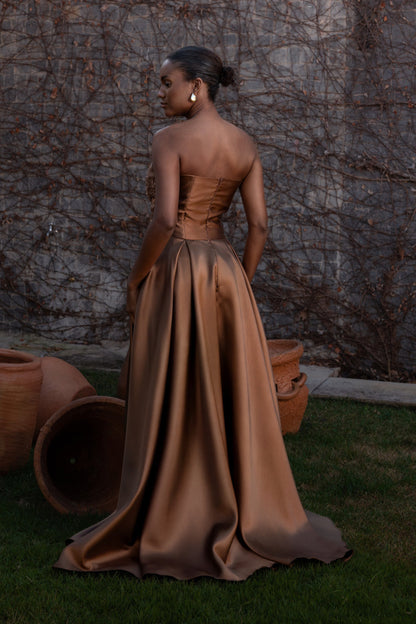 VESTIDO BERGERAC - Mocha Mousse